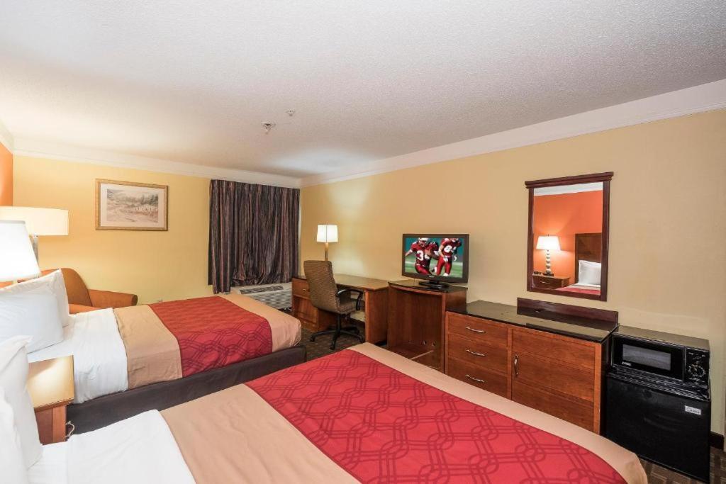 My Home & Suites Madison Ga Zewnętrze zdjęcie